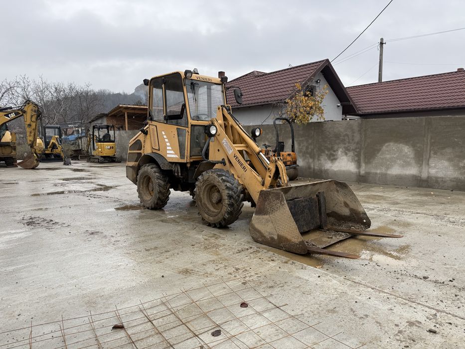 Incarcator frontal VENIERI