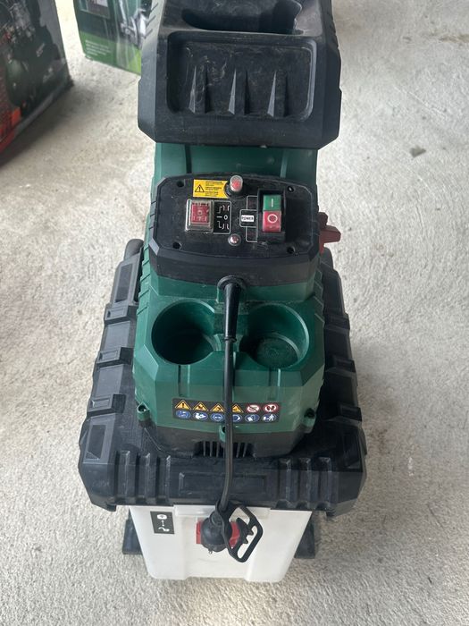 градински шредер дробилка за клони 2800 W