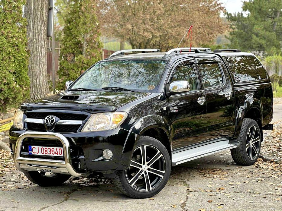 - IMPECABILA Toyota Hilux INVINCIBLE 3.0Tdi 170cp Import ITALIA