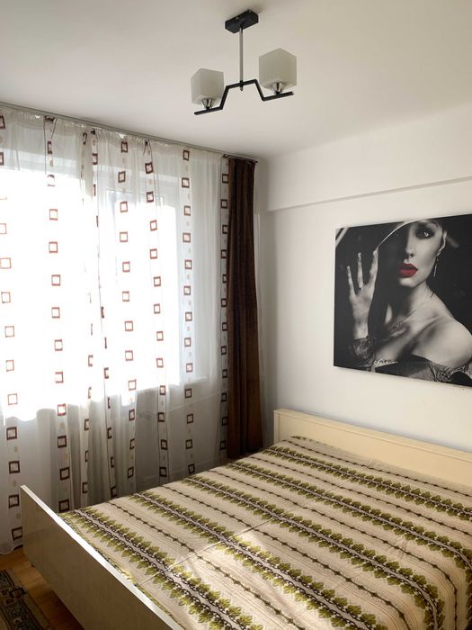 Apartament de Închiriat cu 2 Camere, Zona English Park, Craiova!