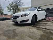 Opel Insignia Revizii la zi / 4X4 / Nefumator / TVA deductibil / Distronic / Webasto