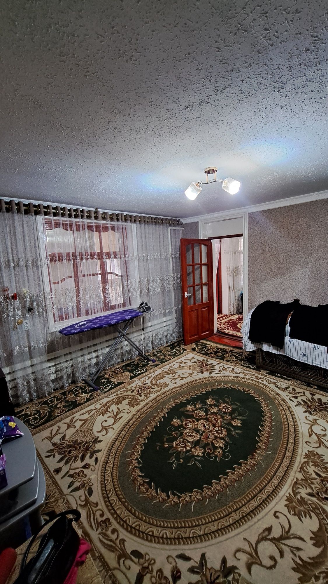 Uy sotiladi Toshkent viloyatida