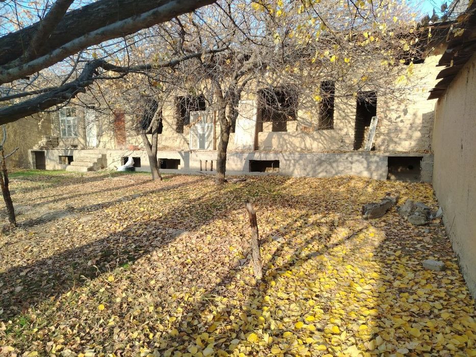 Участок 6.3 соток мажнунтол пост Рохат не доезжает