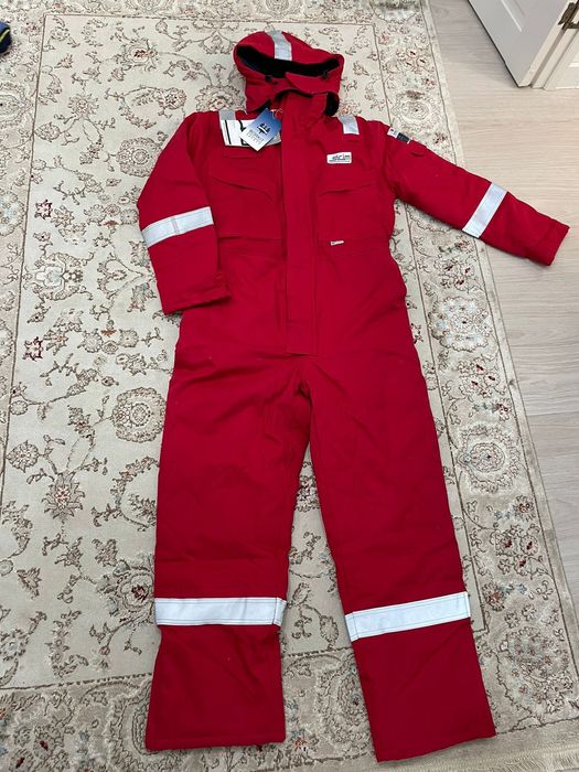 Продам зимний комбинезон