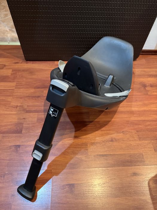 Set Scoică Cybex Cloud Z i-Size (Deep Black) + Bază Isofix Z
