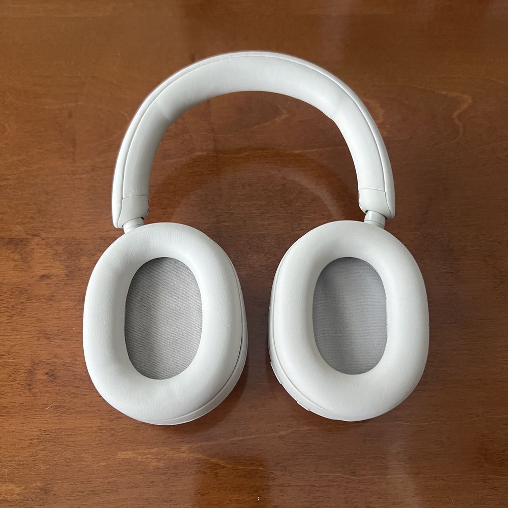 Casti wireless Sony WH-1000XM5