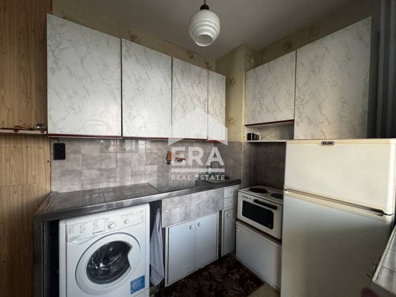 Продава се Двустаен апартамент в Варна, Възраждане 1 - 51 кв.м за 2040 €/кв.м - Снимка #4