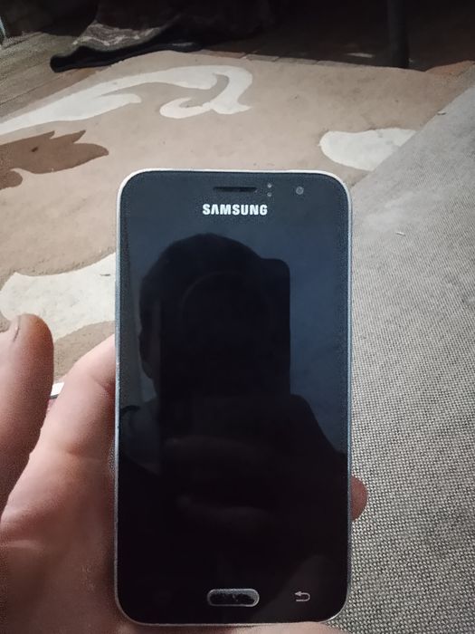 СамсунгJ1 прадается