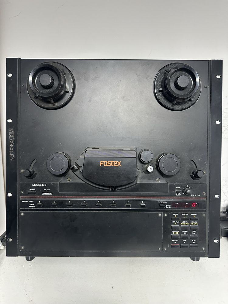 magnetofon FOSTEX E8 - redare, inregistrare Fostex e-8 Tape Recorder