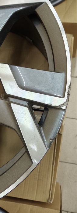 Vand Jante Skoda Karoq R19