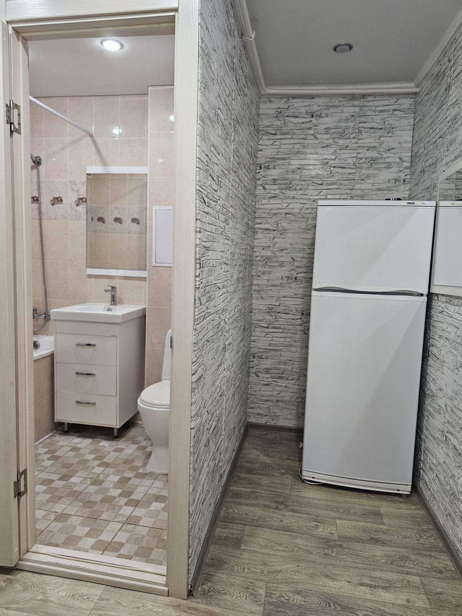 Продам 1 комнатную квартиру в центре