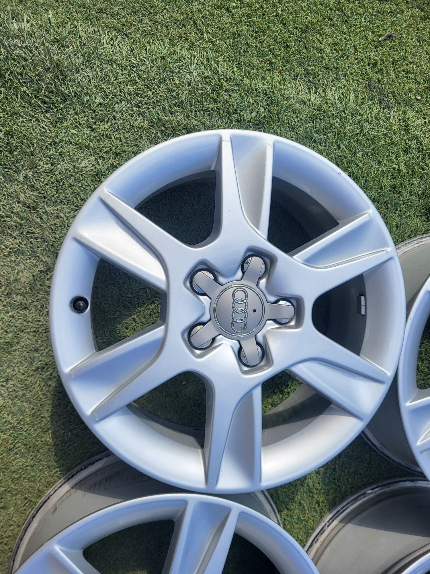 16 5x112 Audi A3 Bw Touran Caddy Golf Skoda 5х112
