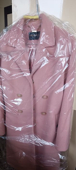 Палто Louis Vuitton розово 40 размер