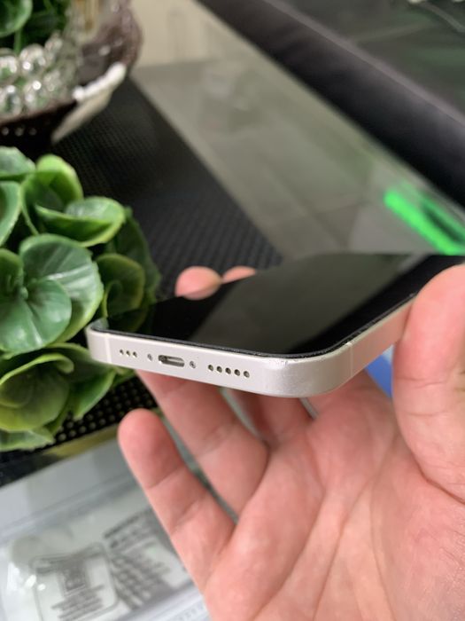 İphone 14 128GB white titanium