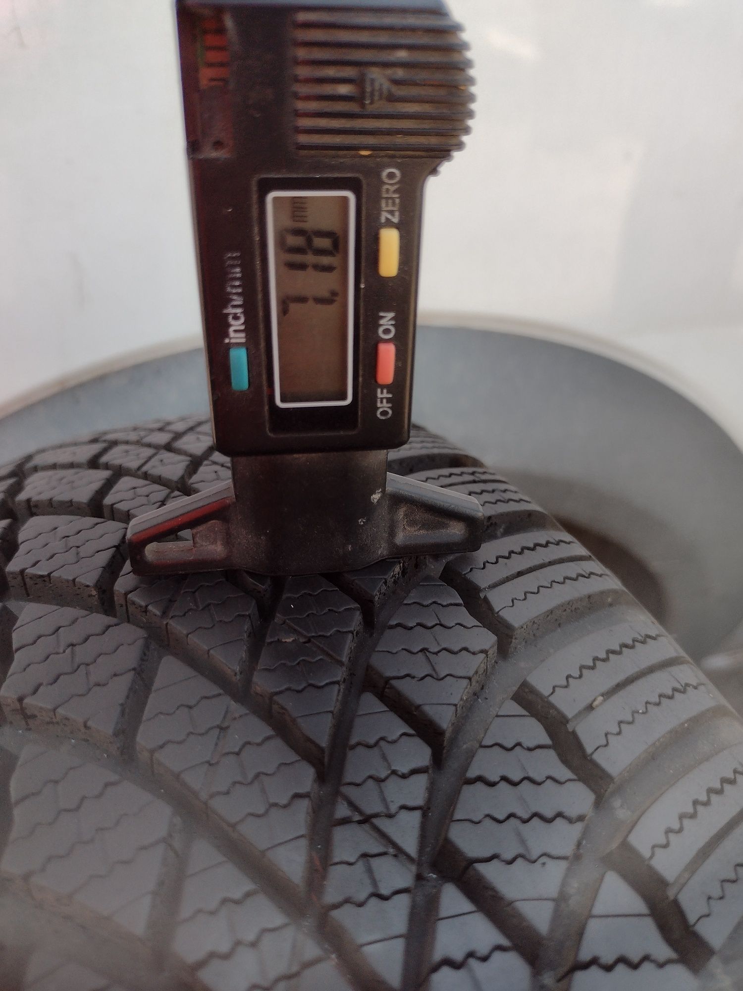 Перфектни 4бр.175/65/15 Bridgestone LM005 dot3020
