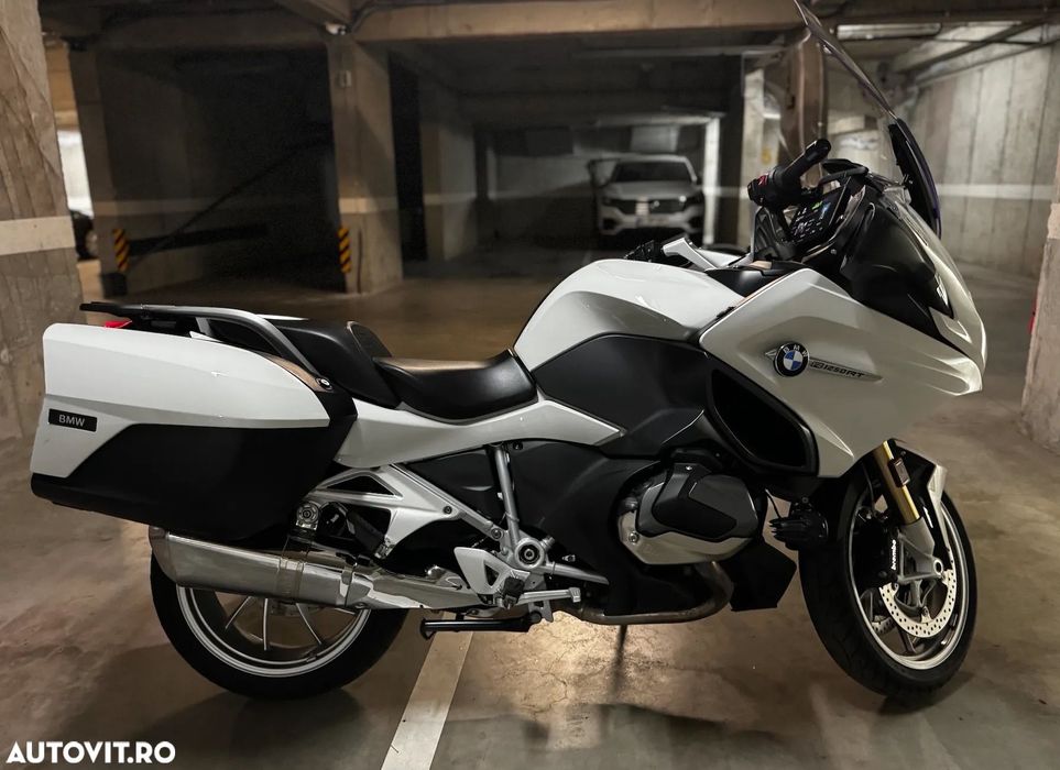 BMW R1250RT BMW R 1250 RT din 2022 într-o stare excepțională