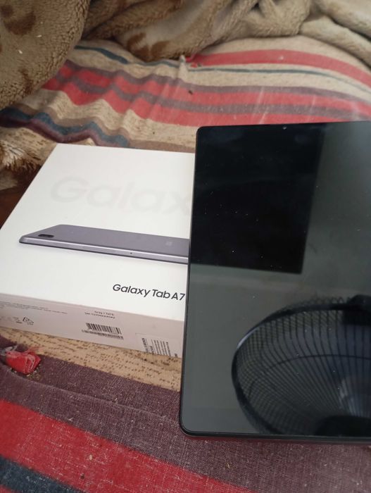 Новый планшет Samsung Tab A7 в коробке с документами большой Самсунг