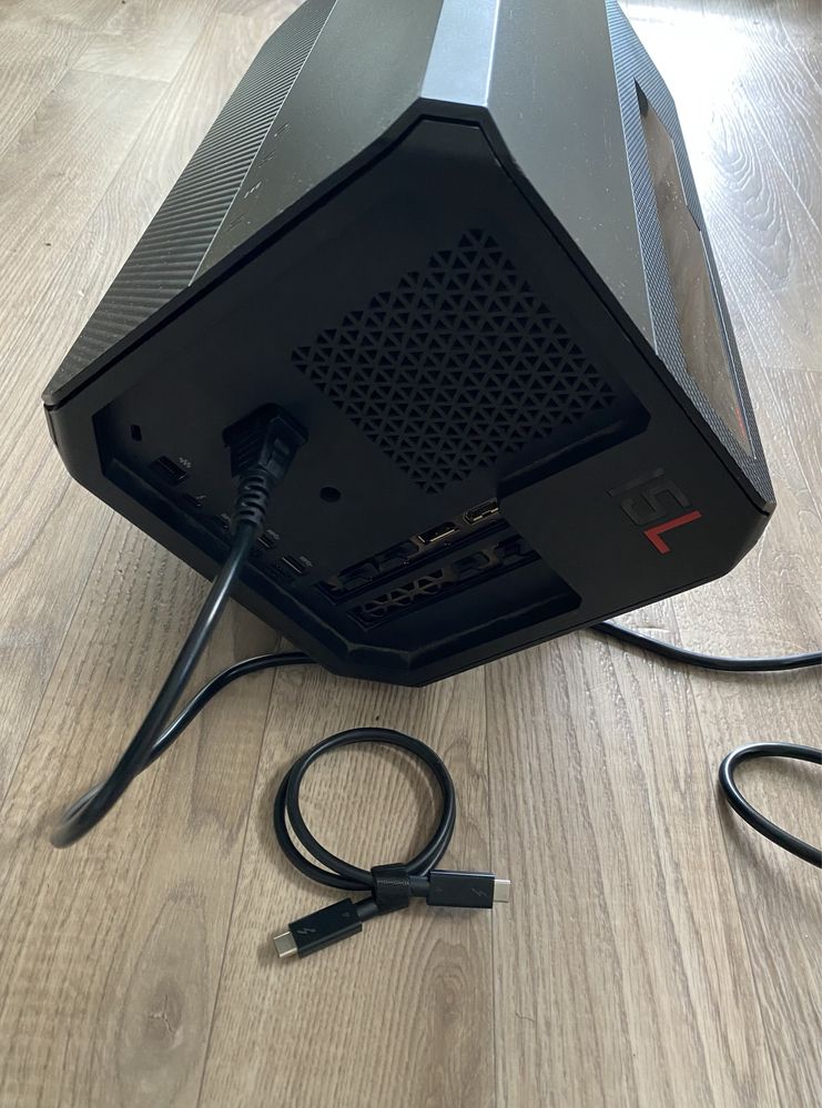 OMEN Accelerator grafic extern EGPU thunderbolt 3