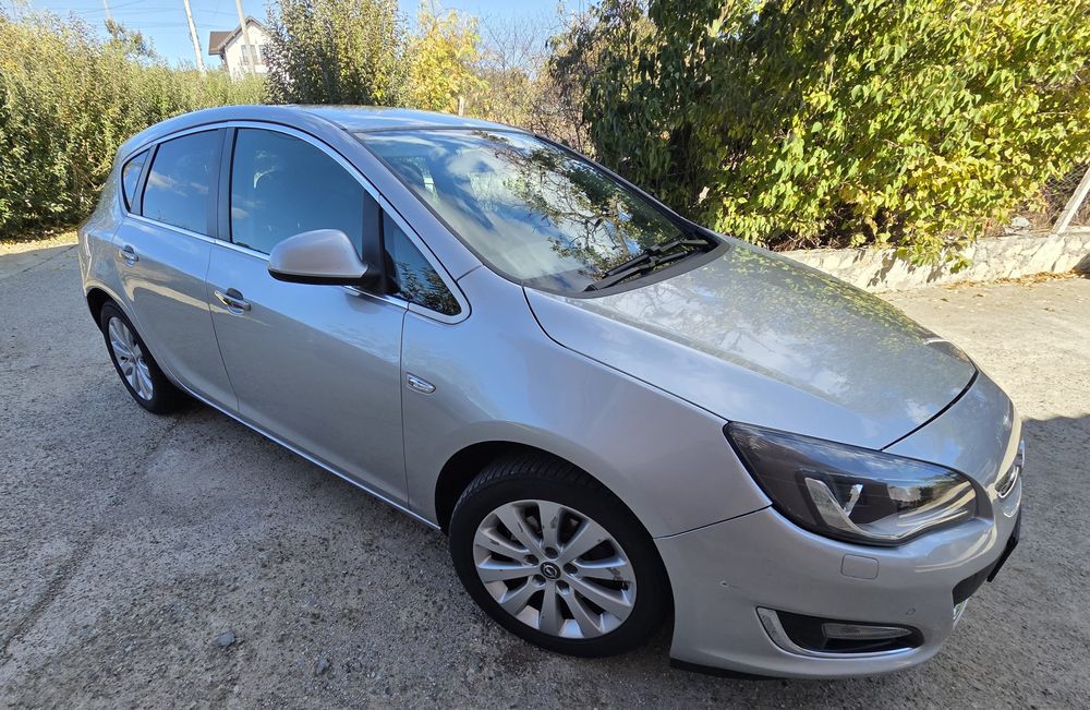 Opel Astra J 2.0cdti Automat 2013 euro 5 carlig remorcare