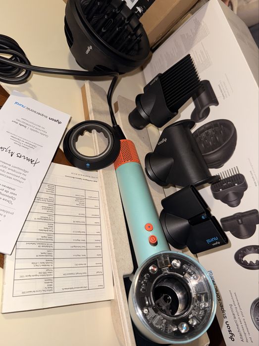 ОРИГИНАЛЕН Dyson supersonic Nural CePa/Tz HD 16