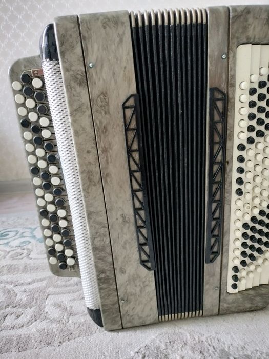 Музыкальны инструмент Баян