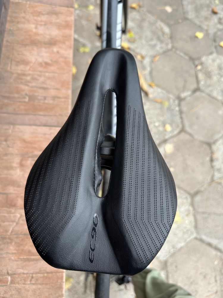 Шосеен велосипед-CANYON endurace cf sl-ДИСК