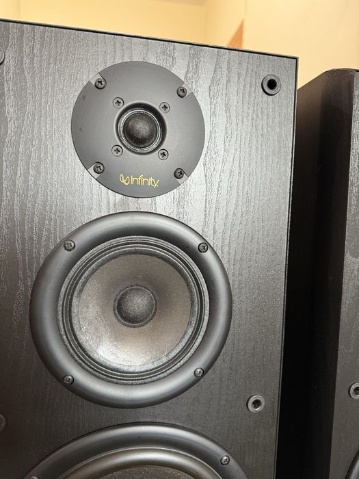 Infinity Refernce 61i Тонколони