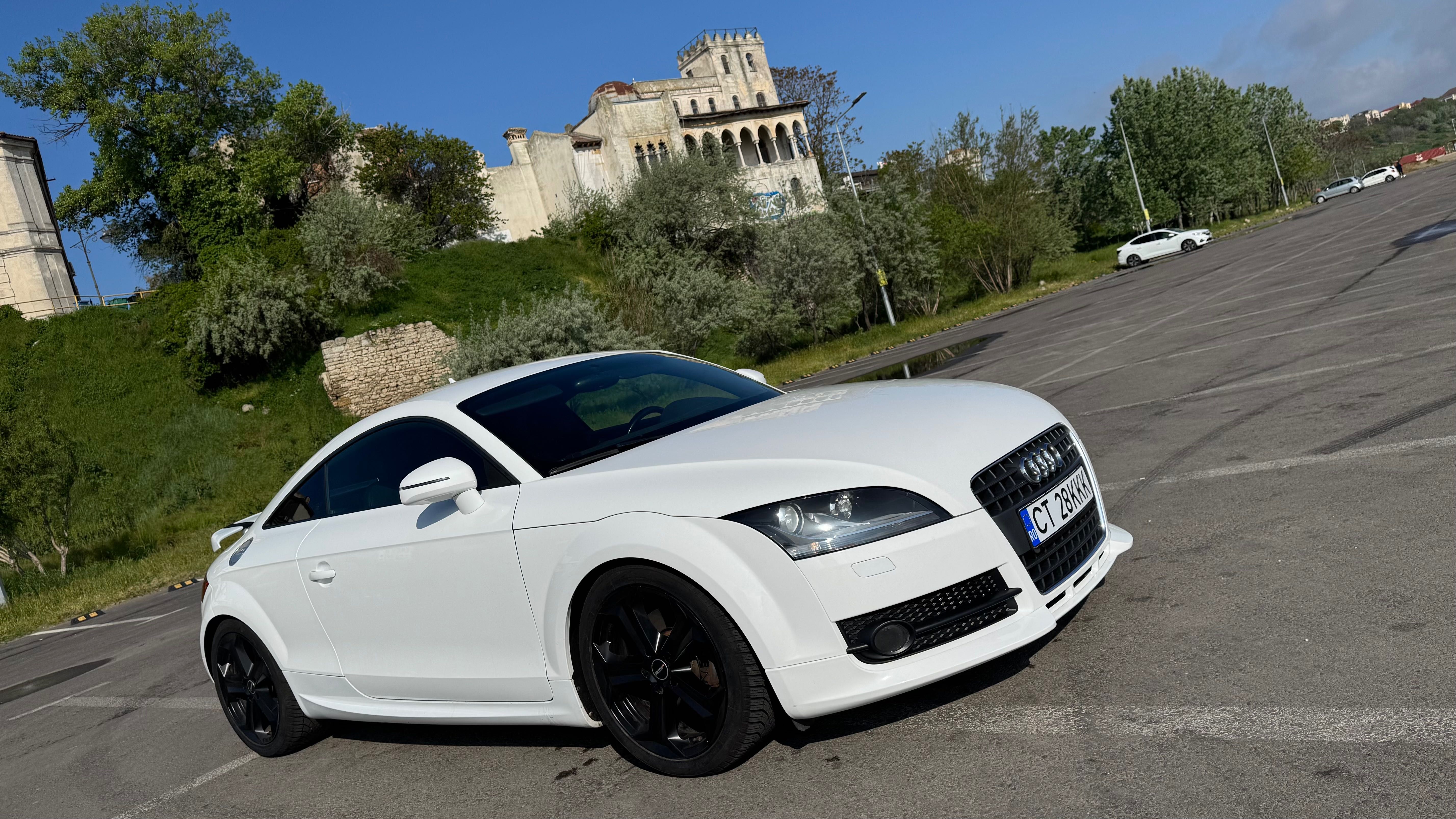 Audi TT 2.0 TFSI WHITE Edition