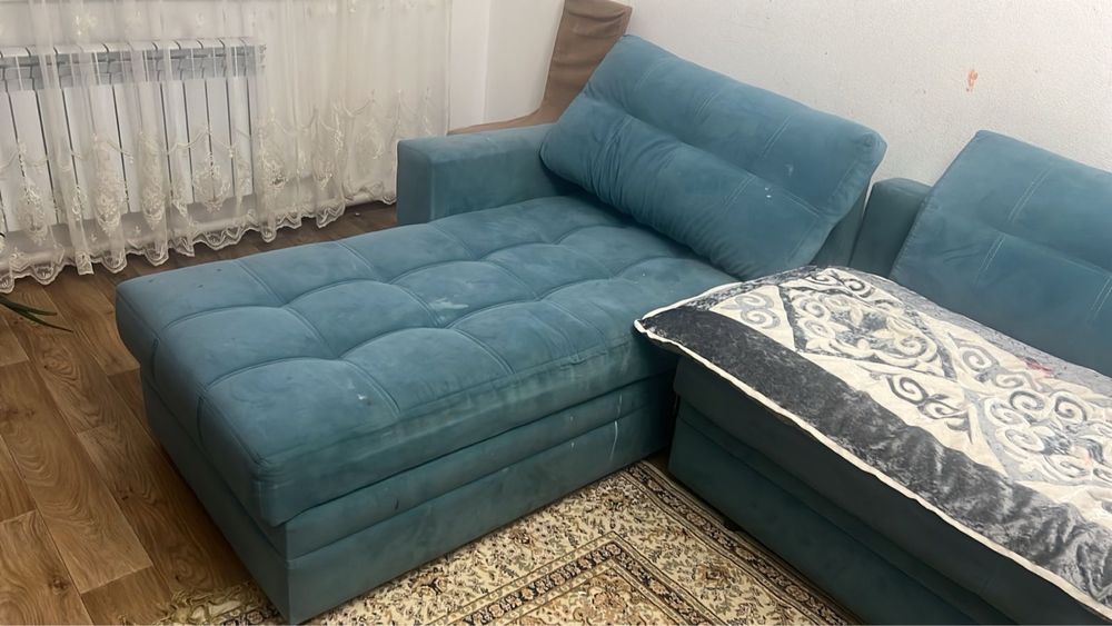 Продам диван за символическую сумму