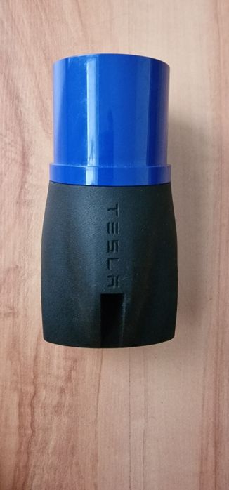 Tesla S adaptor 32A