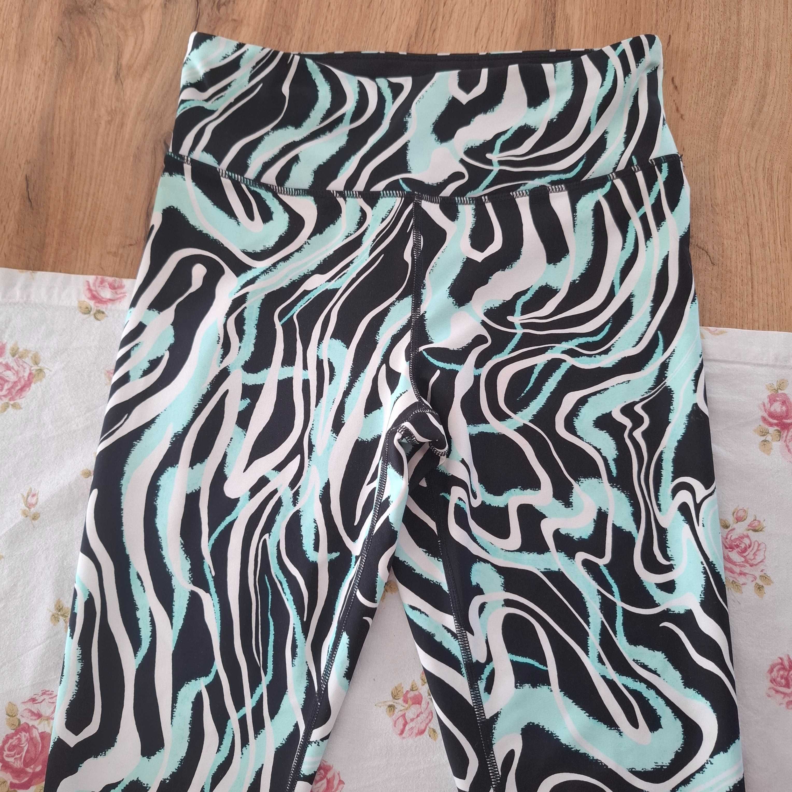 Спортен клин DKNY р.S