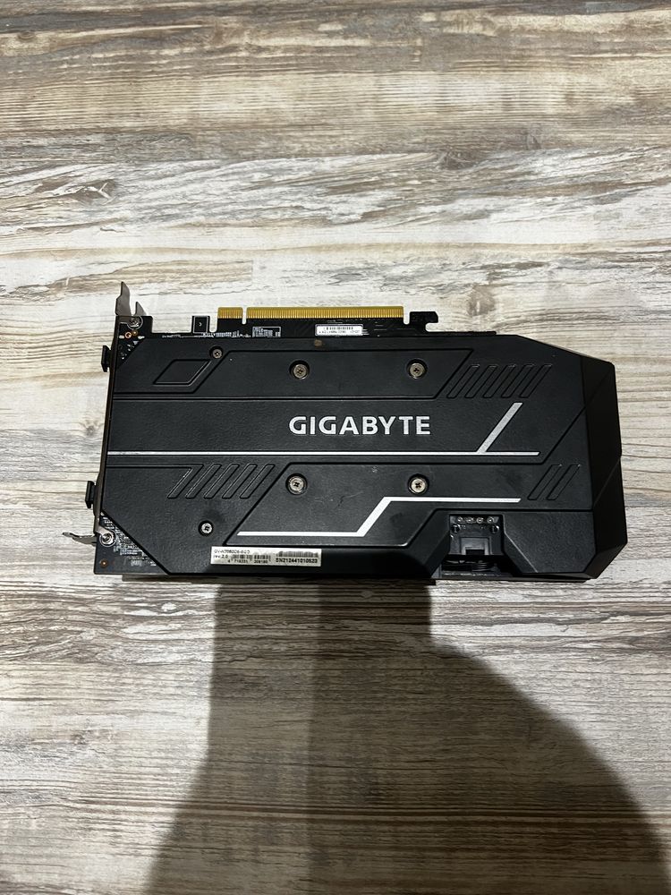 Видео карта gigabyte 2060 Nvidia