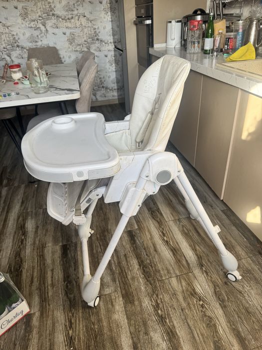 Детский стул для кормления ребенка от 6 месяцев до 5 лет