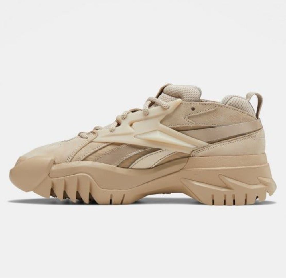 Reebok cardi B 39