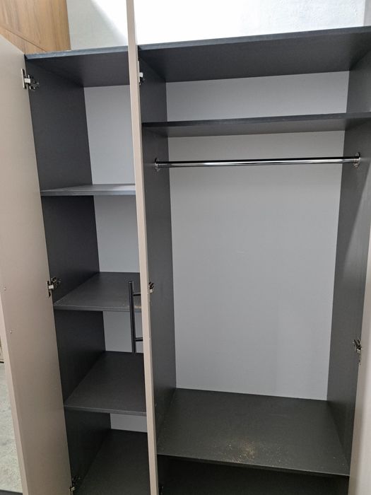 Мебель Шкафы для одежды