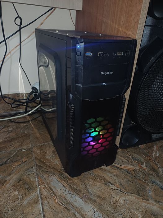 Vând acest calculator