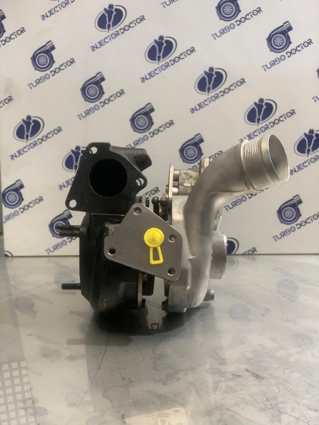 Turbina Vw Touareg 3.0 V6 TDI BKS 225 CP Reconditionata 5304 970 0054