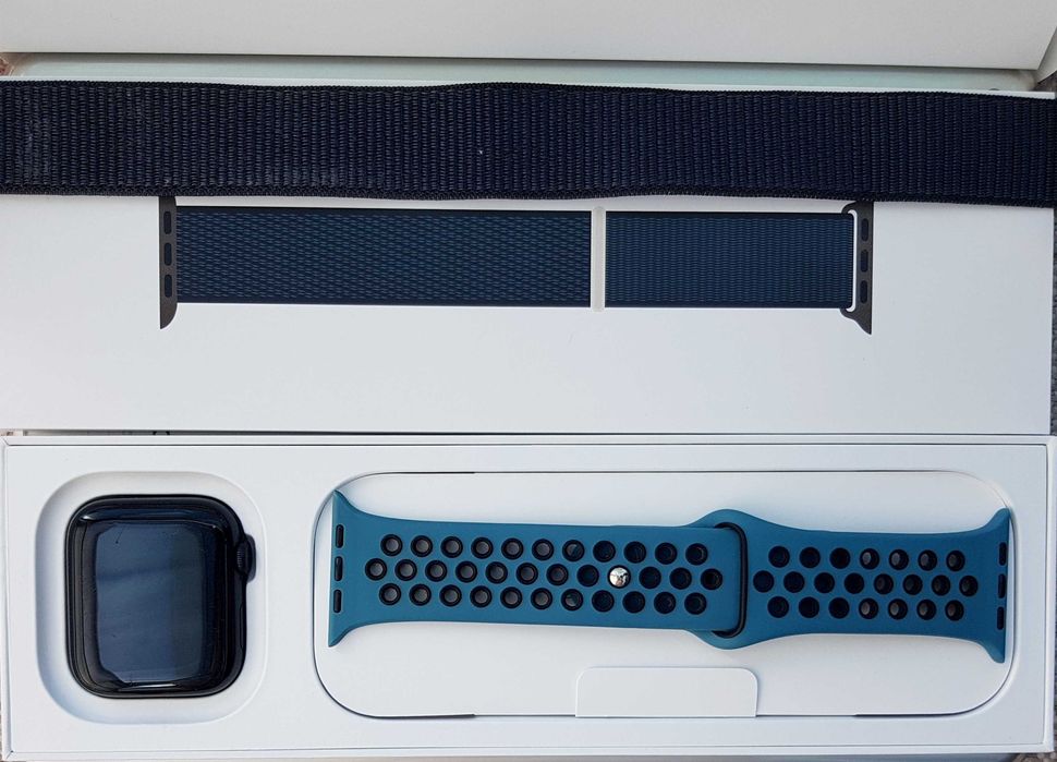 Vand Apple Watch SE (2023), ca nou