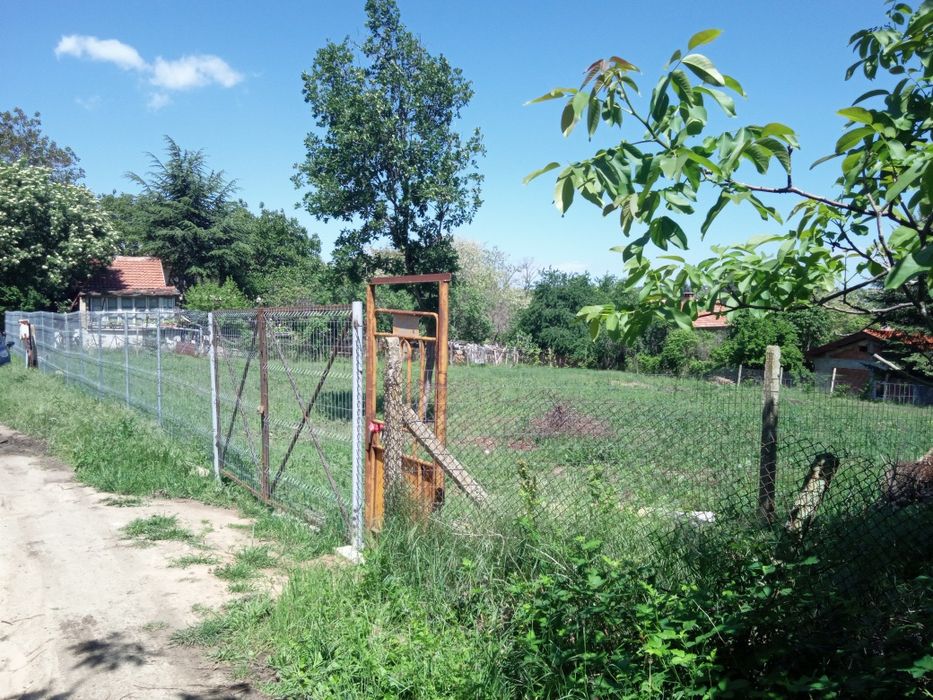 Дава се под наем Парцел в Варна, м-т Боровец - юг - 1450 кв.м за 331.5 € - Снимка #1