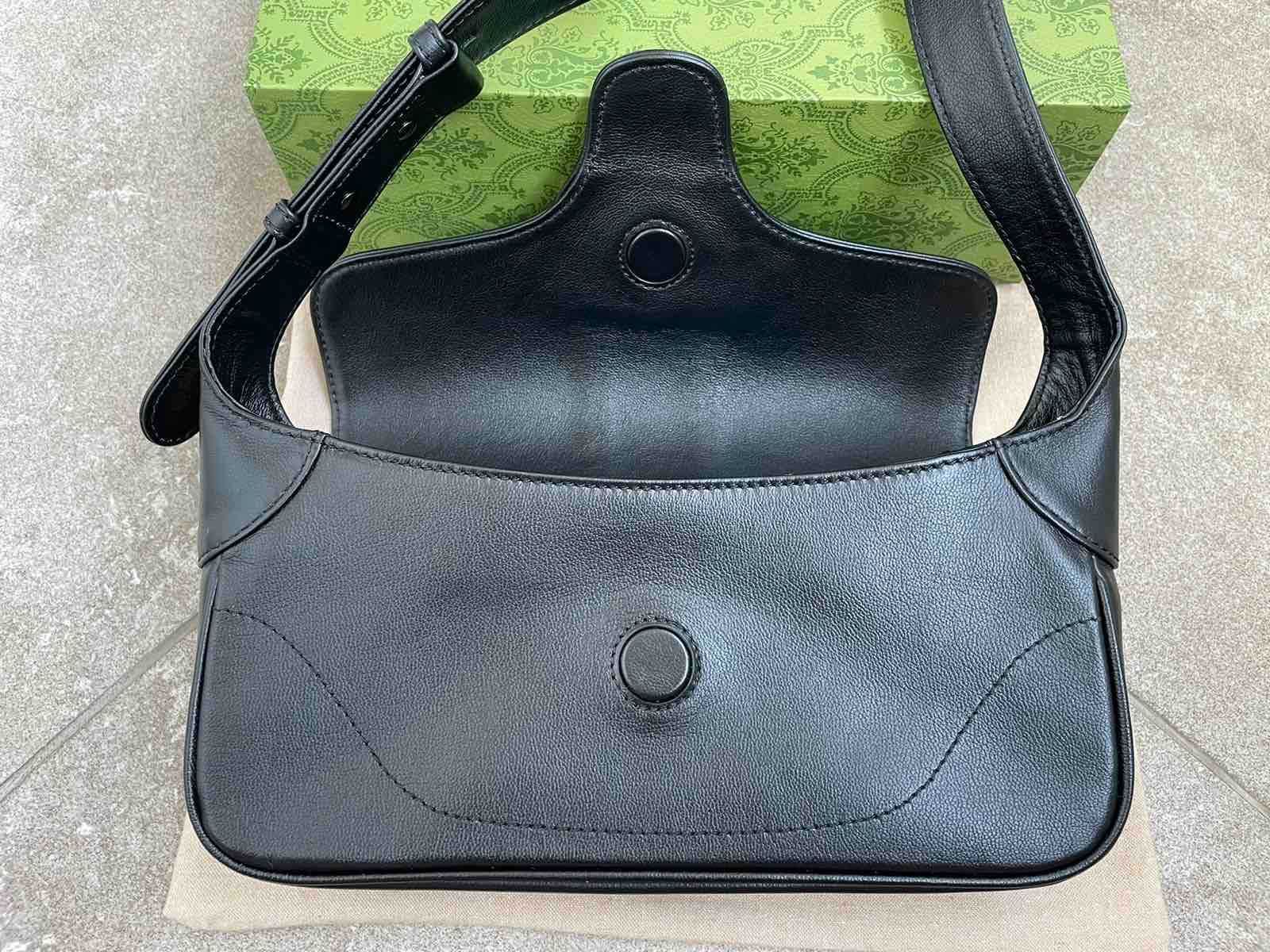 Gucci Малка Чанта Aphrodite Гучи Черна Мека Кожа GG Лого Оригинална