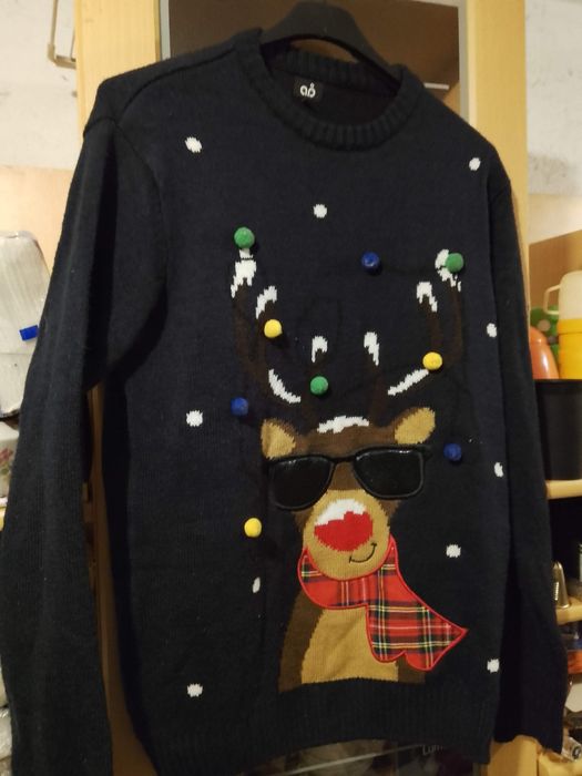 Топла блуза дълъг ръкав със зимна декорация