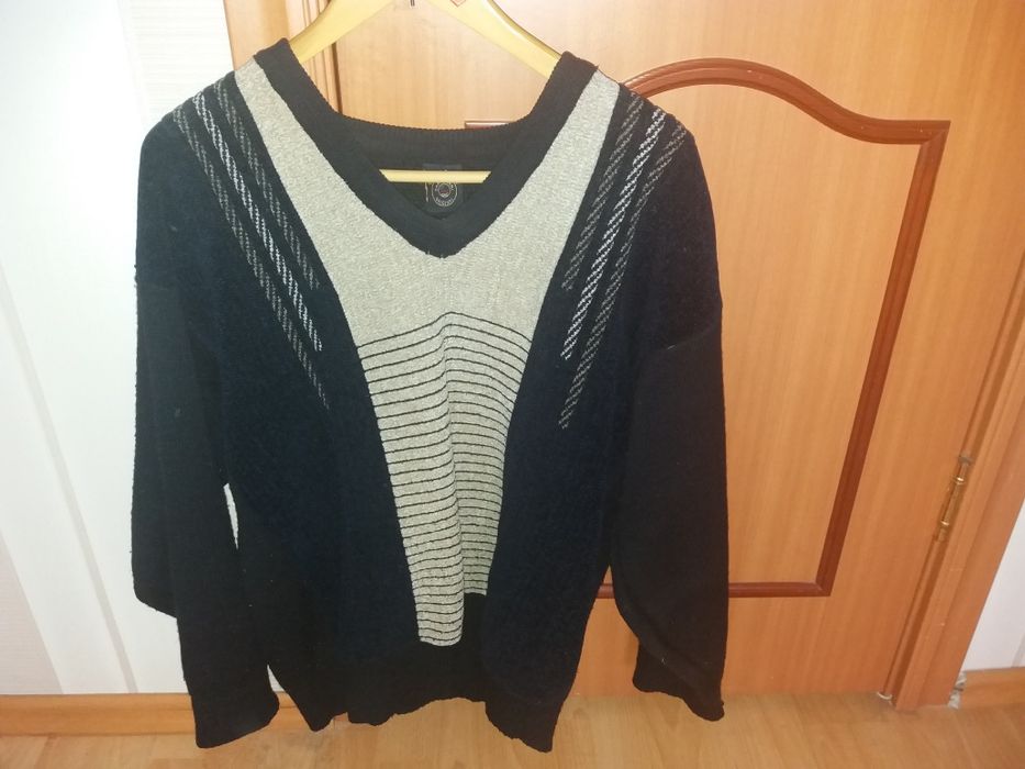 Продам мужской пуловер