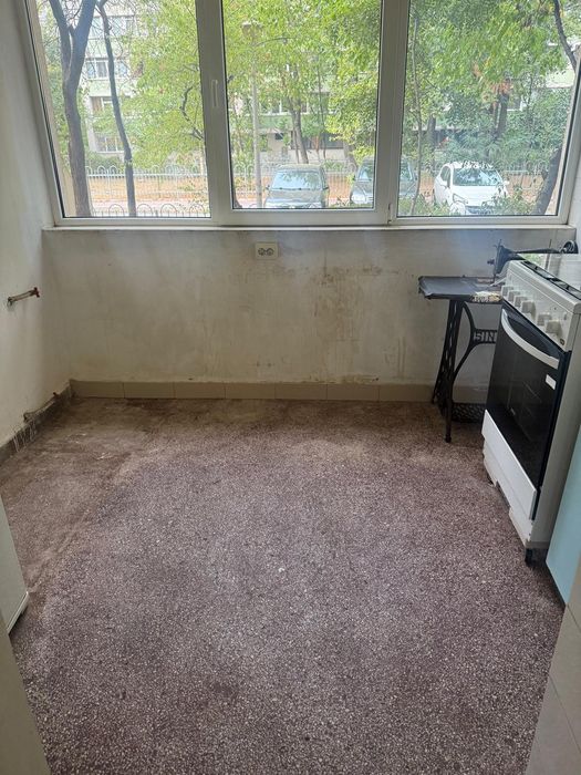 Vând Apartament 3 camere