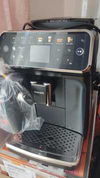 Espressor automat Philips seria 5400 touchscreen LatteGo bonus