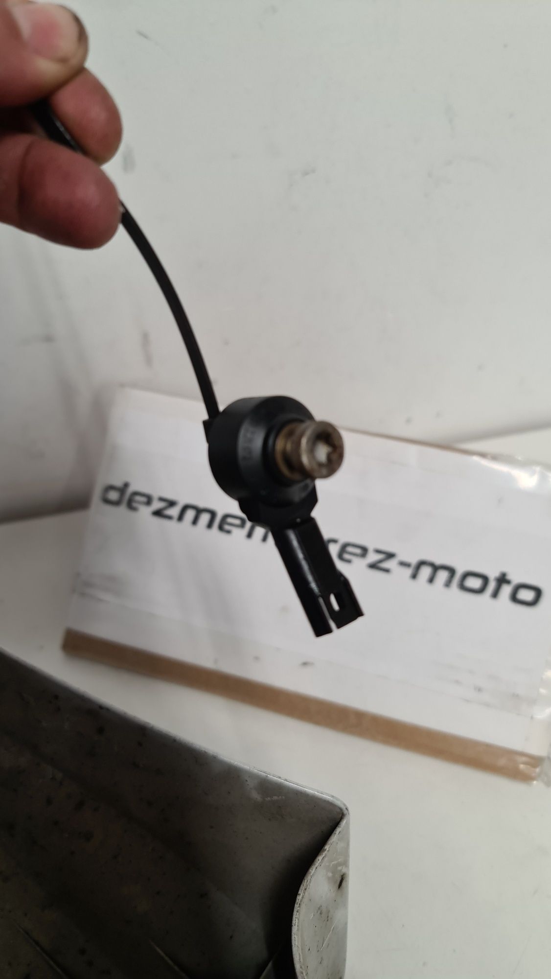 Bmw r1200rt R1200gs knock sensor ping , electromotor , stator , releu