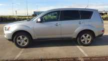 Vând Mitsubishi Outlander 4x4