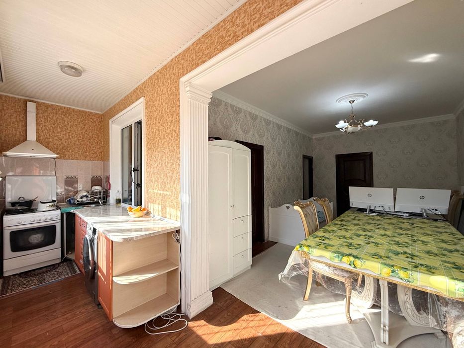 Продаётся 2/2/4 Авиасозлар 1,с обстановкой