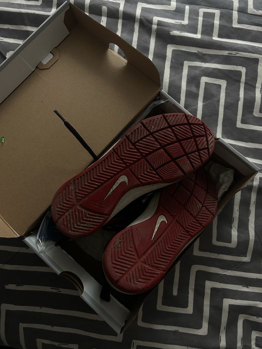 Nike adidasi sport baschet