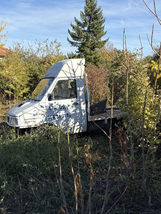 Ивеко камион с Двоина гима