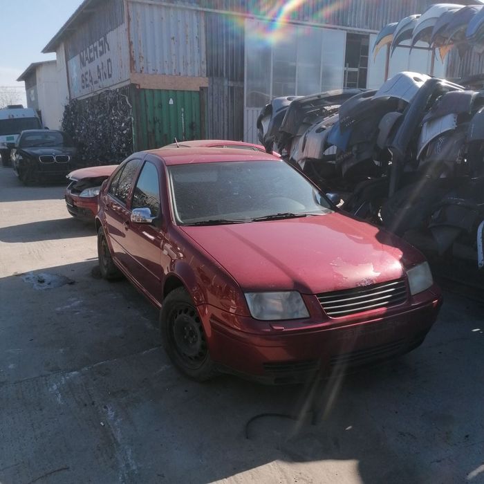 Dezmembrari  VW BORA (1J)  1998  > 2005 1.6 Benzina